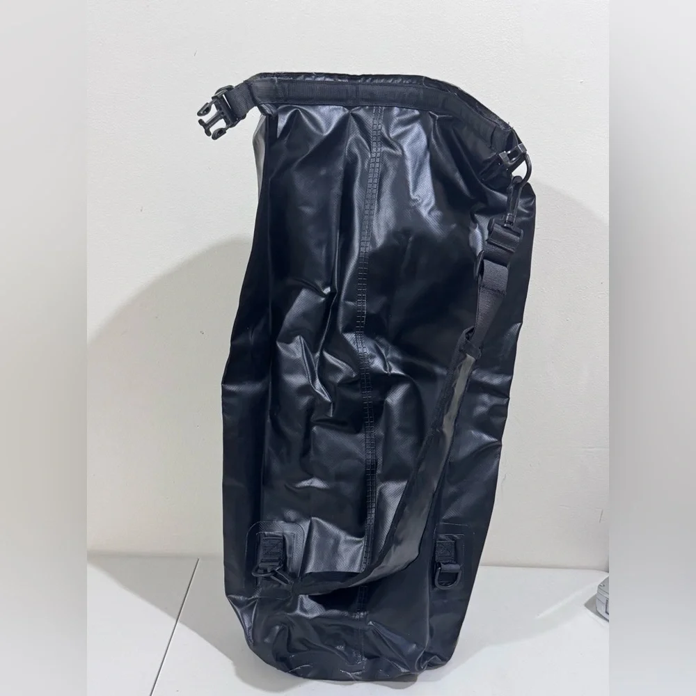 Omgear Black Duffel Bag